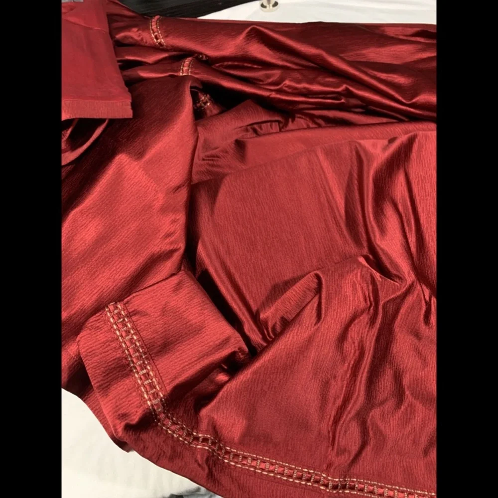 NIB Hotel Collection Luxe Border KING Duvet Cover in‎ Red